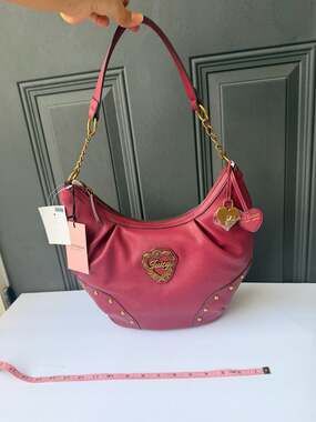 Juicy Couture In Her Juicy Era Hobo Bag in Cranberry